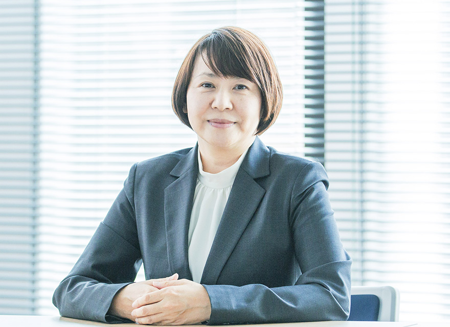 「佐川美佳　人事部長」の写真