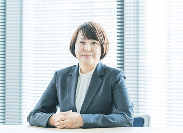 「佐川美佳　人事部長」の写真
