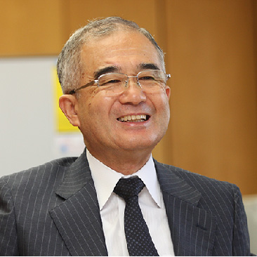 梶谷　誠氏 (電気通信大学長)