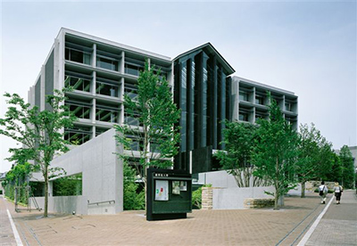 國學院大學学術メディアセンター