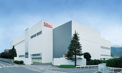 スタンレー電気株式会社 秦野製作所1号館