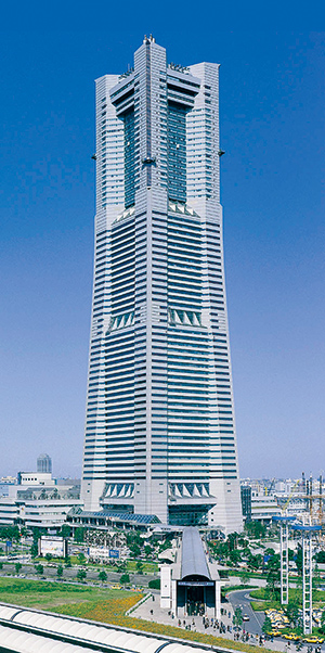 横浜ランドマークタワー