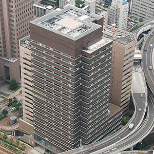 毎日インテシオ (毎日新聞社大阪本社ビル)